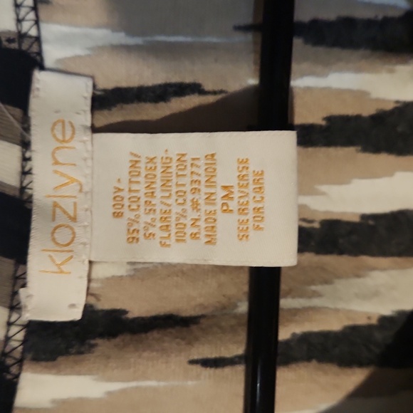 Multi color size Petite Medium. - Picture 2 of 4